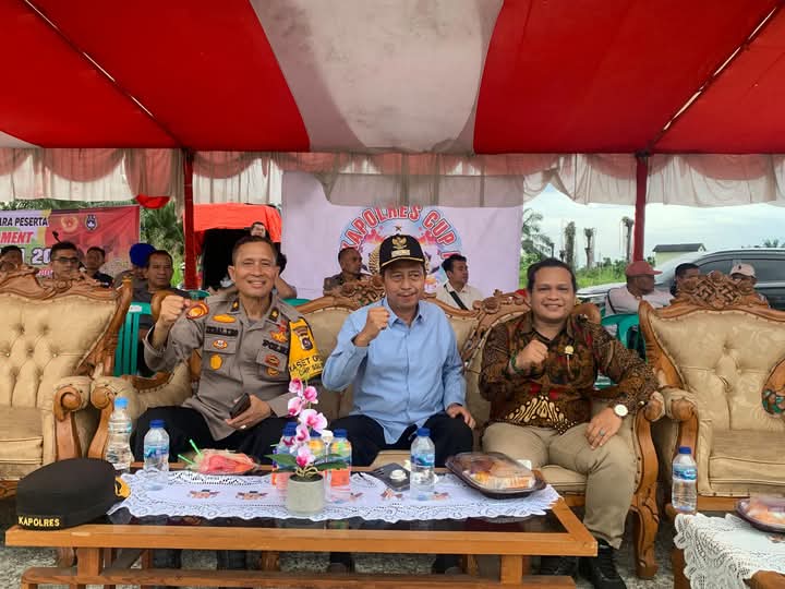Anggota DPRD Nefri Hadiri Pembukaan Open Tournament Sepak Bola Kapolres Cup 1 Tahun 2025