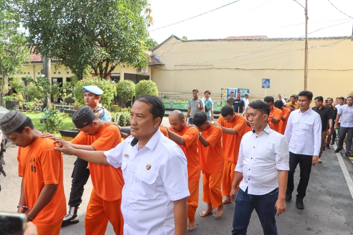 “Gara-Gara uang Rp.50 Ribu,Seorang Anak Tega Membunuh Ayah Kandung.”