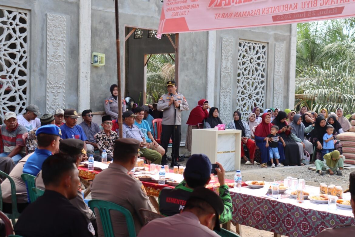 Sambut Hari Bhayangkara Ke-79 Tahun 2025, Polres Pasaman Barat Menggelar Bakti Religi di Mushala Ar-Rahman Batang Biyu, Kecamatan Pasaman