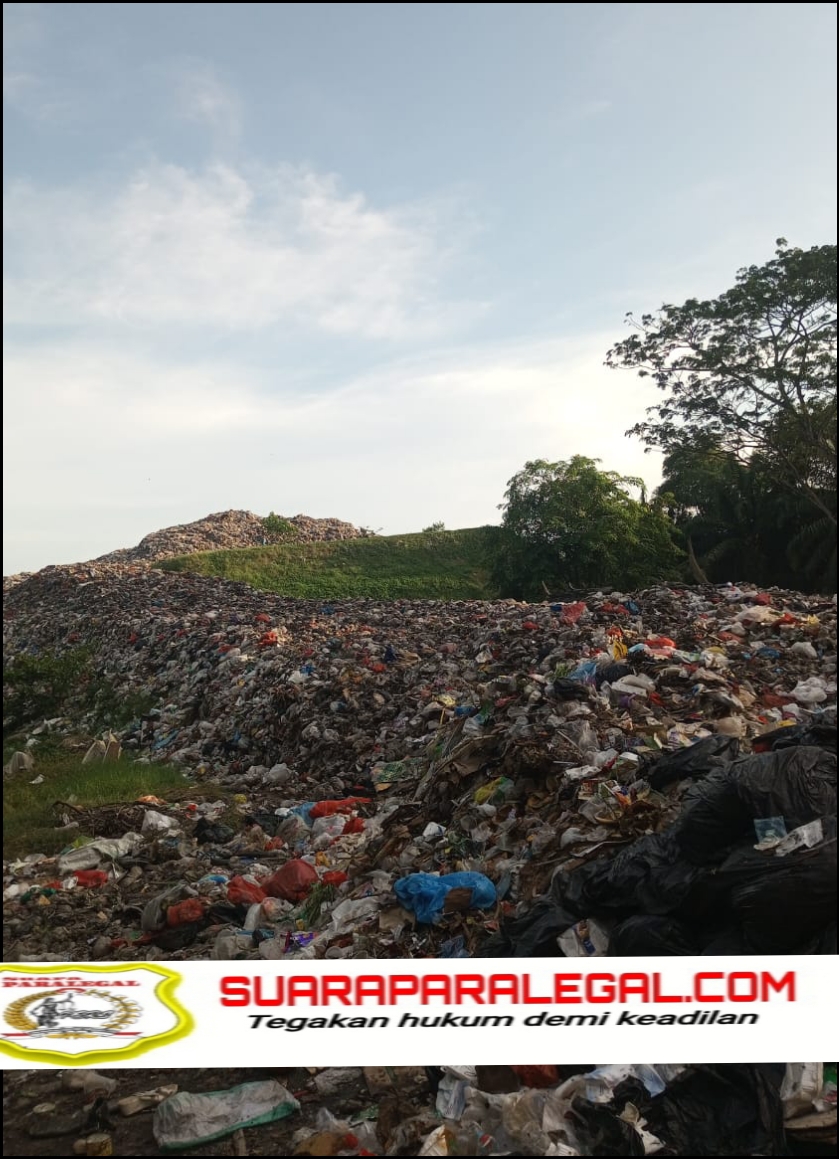 Miris .. Diduga Para pekerja TPA Buatan Besar tidak terima upah lembur yang di janjikan oleh dinas lingkungan hidup
