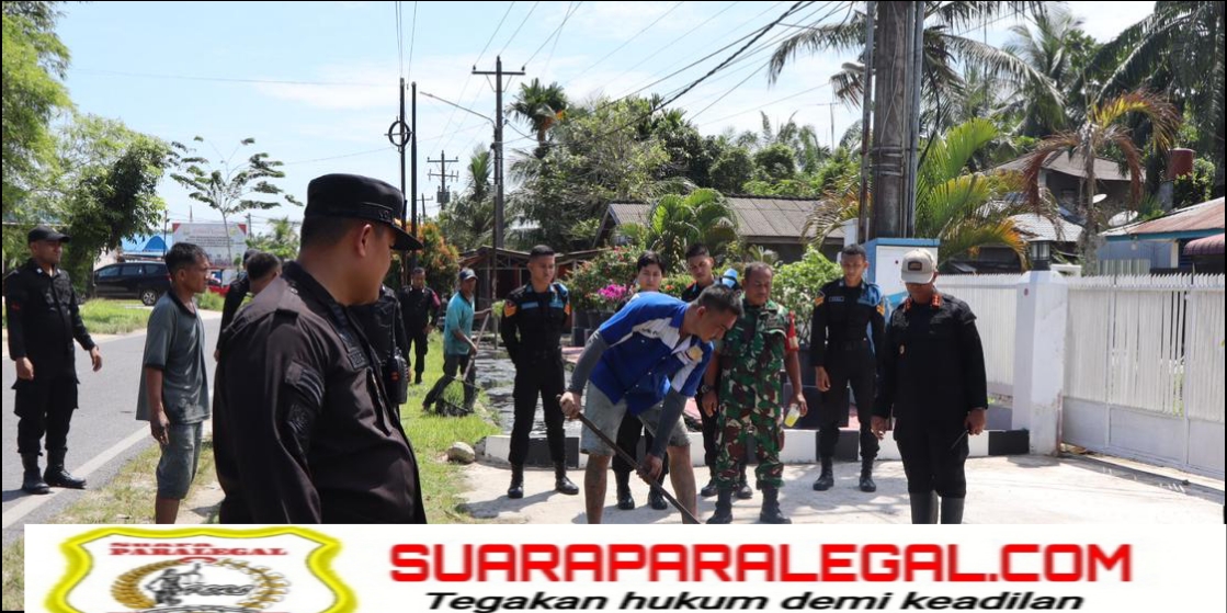 Lapas Labuhan Ruku Wujudkan Pemasyarakatan yang Bermanfaat Lewat Aksi Bersih-Bersih Parit.