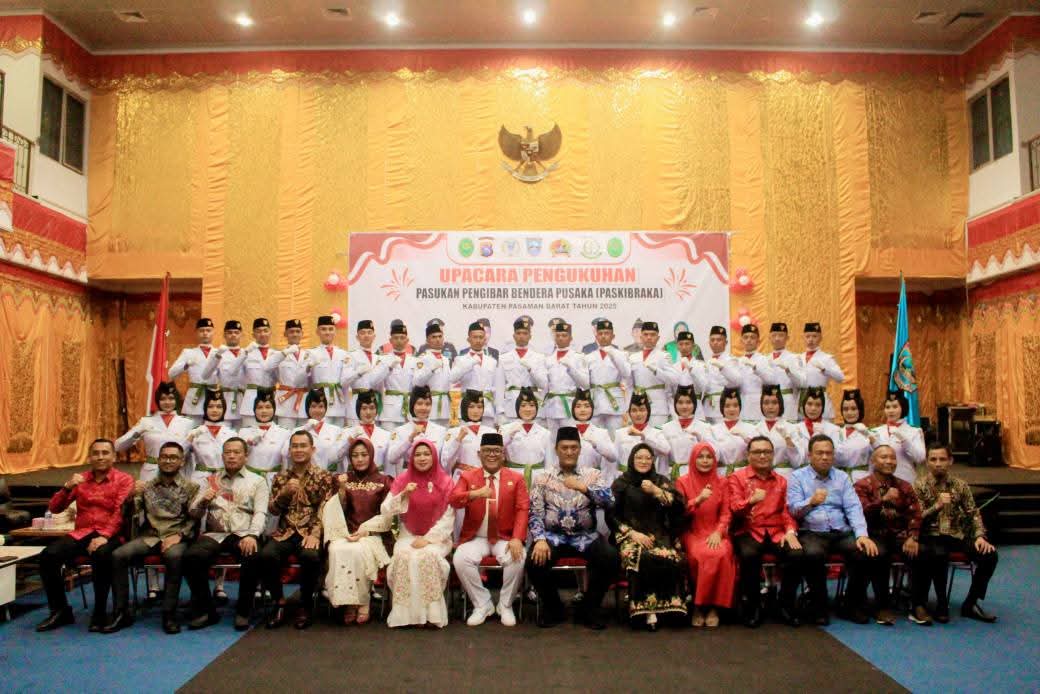 Ketua DPRD Dirwansyah Menghadirinya Pengukuhan Paskibraka Pasaman Barat