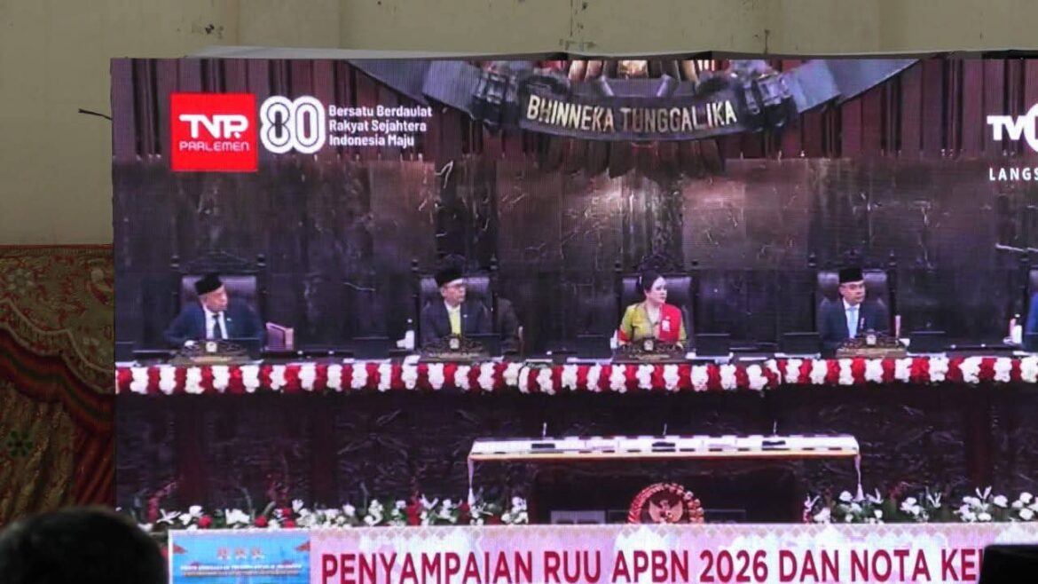 Rapat Paripurna DPRD Mendengarkan Pidato Kenegaraan Presiden RI tentang RUU APBN 2026 dan Nota Keuangan