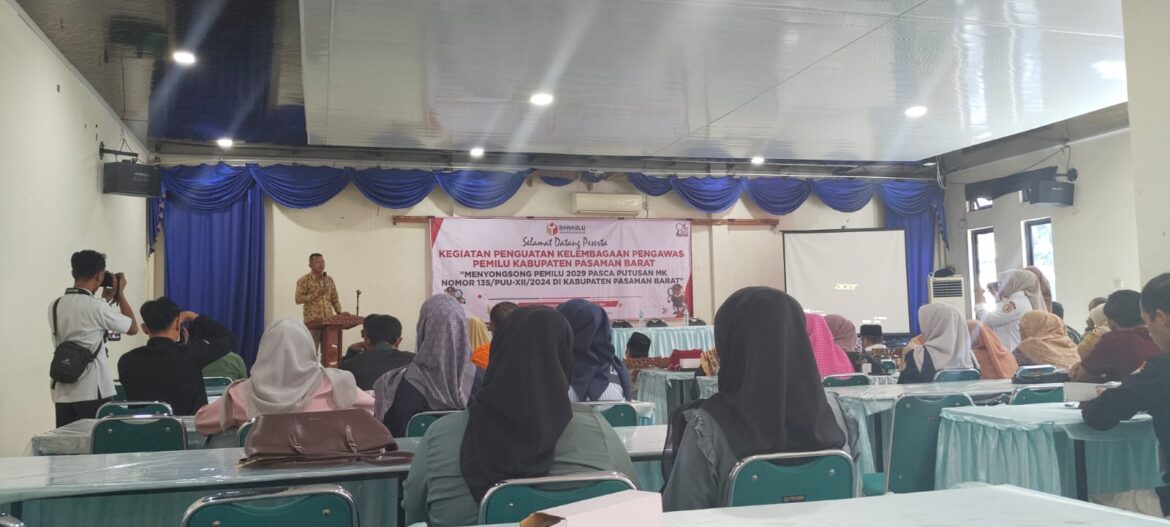 Bawaslu Pasaman Barat Melaksanakan Penguatan Kelembagaan Pasca Putusan Mahkamah Konstitusi (MK)