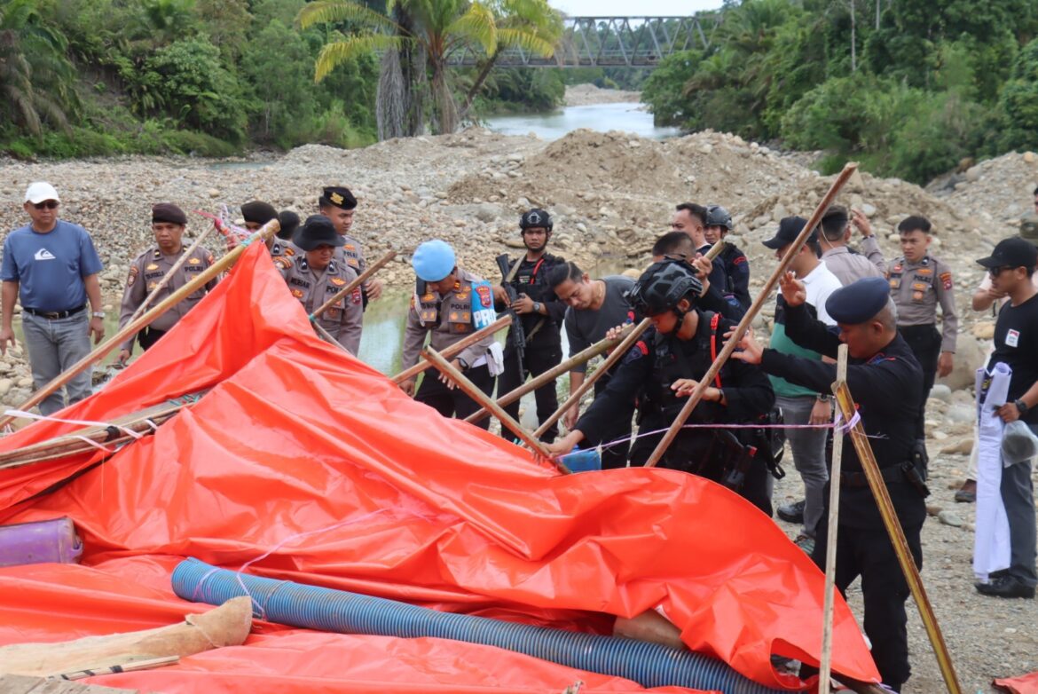 Tim Gabungan Polda Sumbar dan Polres Pasaman Barat Lakukan Penertiban serta Penegakan Hukum Aktivitas PETI