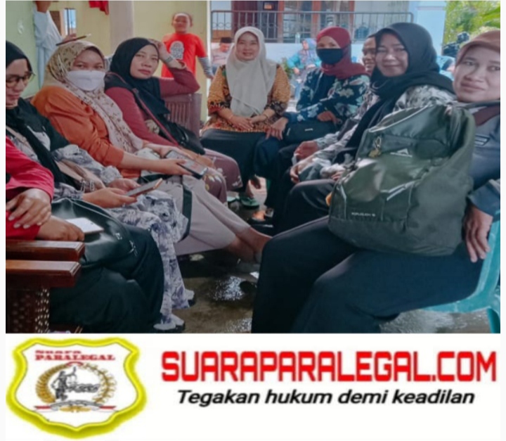 Komunitas Guru Pencinta Joging Taman Bunga Sampang Takziah Di Rumah Duka Almarhumah Siti Faria Kusmiati