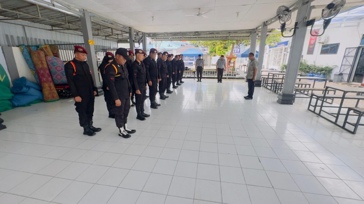 Kalapas Labuhan Ruku Pimpin Apel Serah Terima Tugas di Hari Minggu, Tekankan Disiplin dan Profesionalisme Petugas.