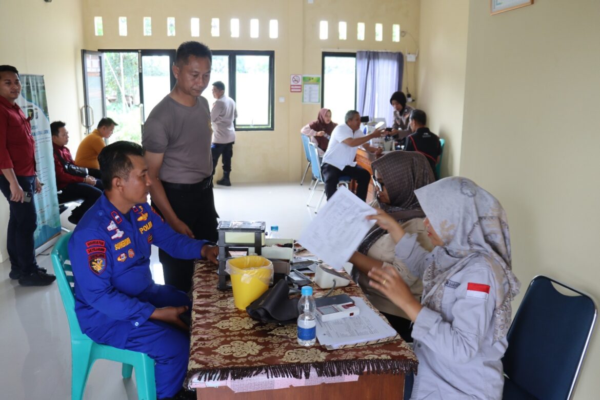 Peringatan Hari Jadi Humas Polri Ke-74 Tahun 2025, Polres Pasaman Barat Menggelar Kegiatan Bhakti Sosial Donor Darah