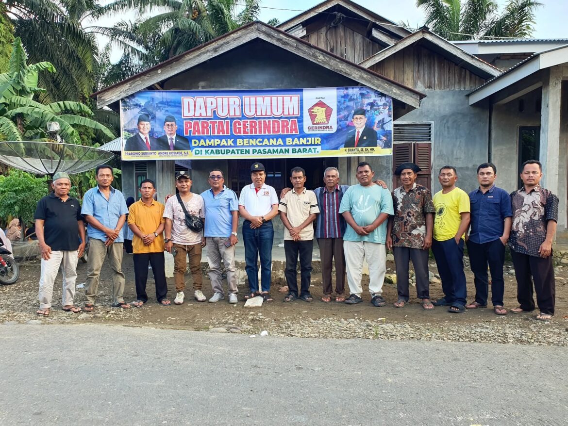 Partai Gerindra Dirikan Dapur Umum dan Salurkan Bantuan di Nagari Koto Sawah yang Terdampak Banjir