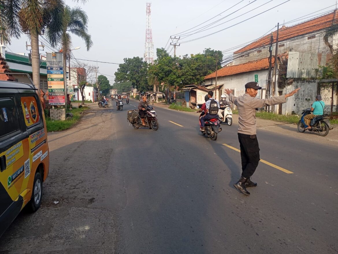 Polresta Cirebon Laksanakan Gatur Lalin Pagi Serentak dan Masif.