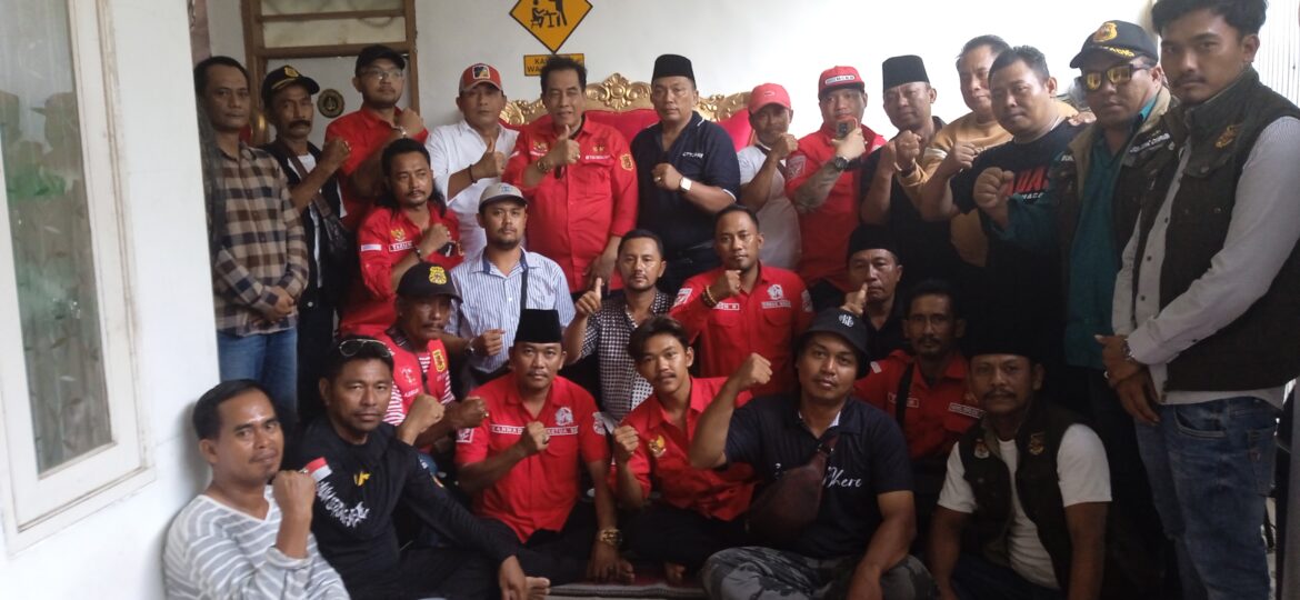 Rapat DPP Madas dan Silaturrahmi Bersama Keluarga Almarhum H.Berlian Sekaligus Penyerahan Dokumen Asli Kepada Ketum terpilih