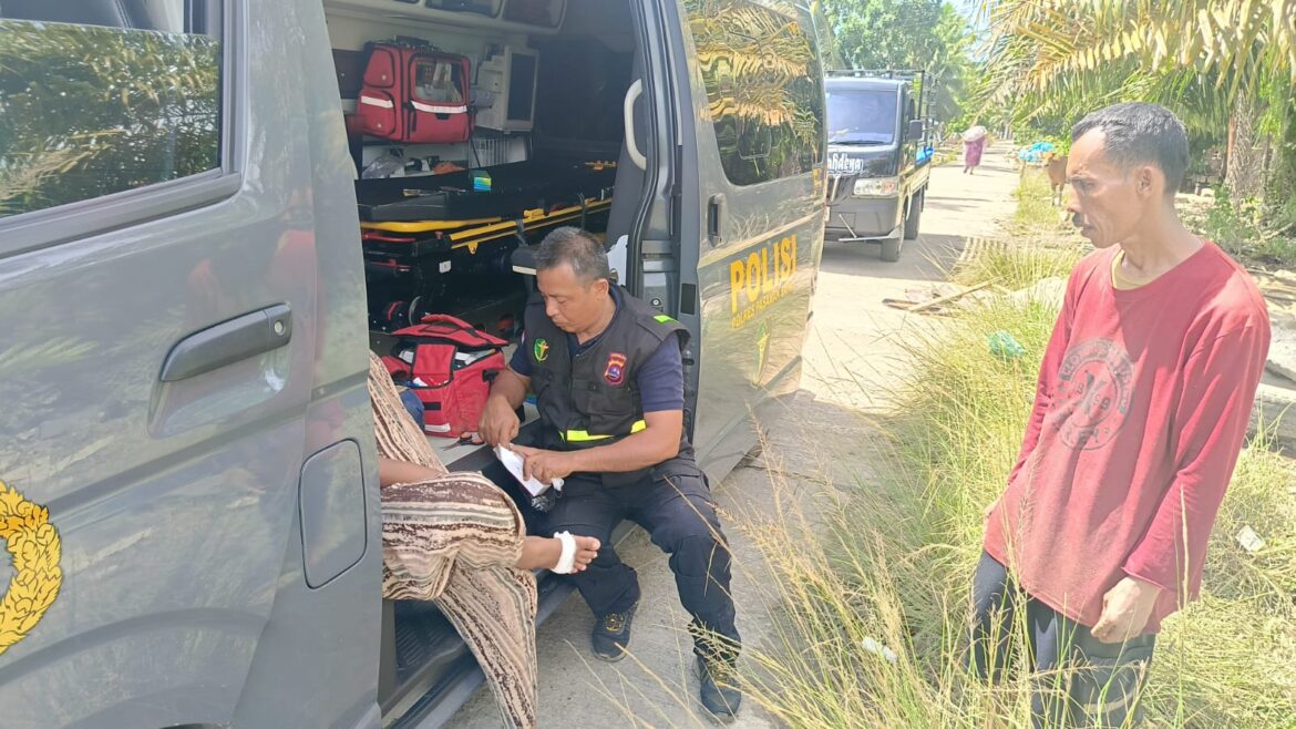 Pasca Bencana Banjir, Polres Pasaman Barat Buka Layanan Kesehatan dan Pengobatan Gratis di Sasak Ranah Pasisie