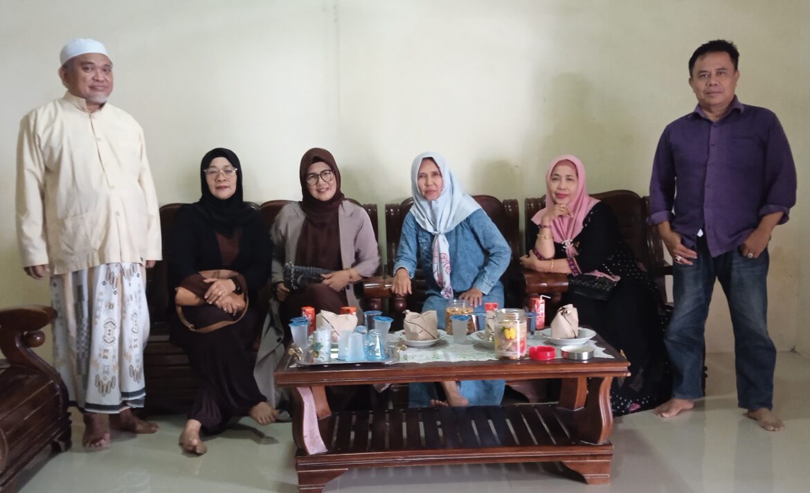 Alumni SMANSA 88 Silaturrahmi Ke Pimpinan PP At Attanwir Kajuk Sampang