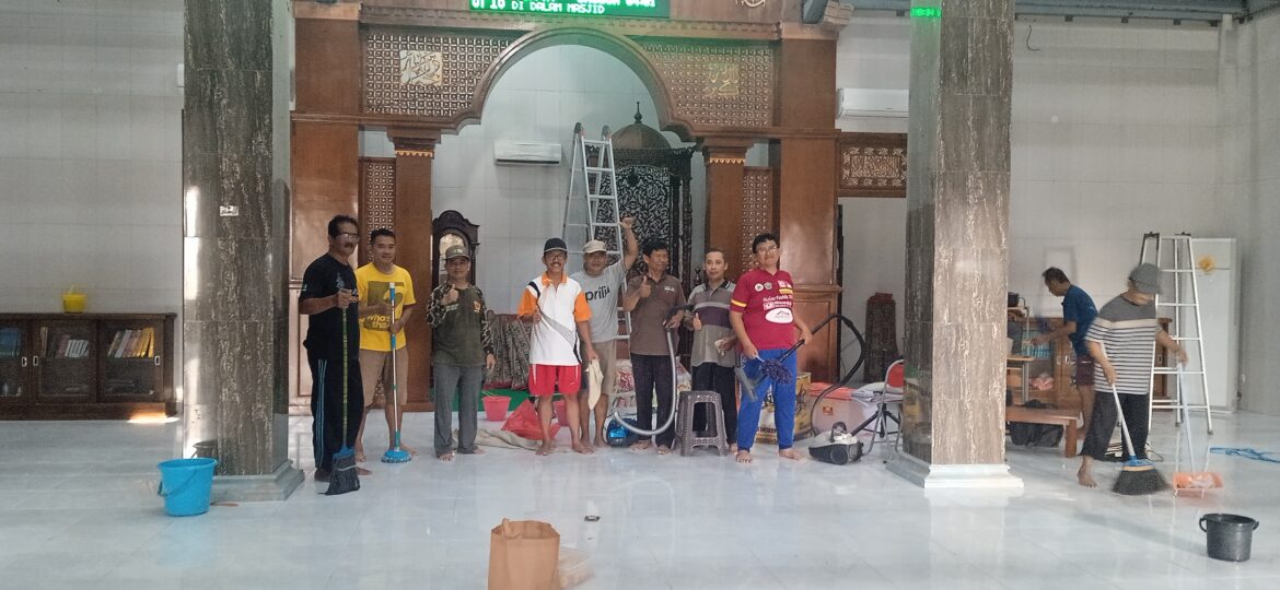 Takmir Masjd Al Ikhlas Selong Permai II Kerja Bakti  Menyambut Bulan Suci Ramadhan 2026